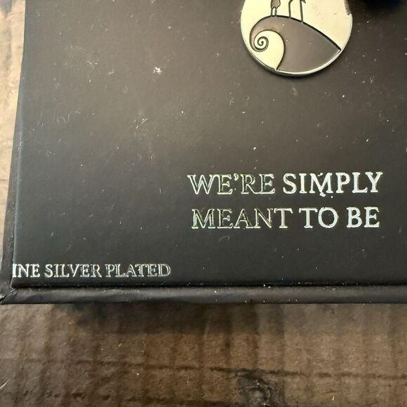 Disney The Nightmare Before Christmas WE'RE SIMPLY MEANT TO BE Necklace New - Picture 2 of 7